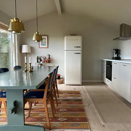 Beachfront With Sea View And Wild Nature Сasa de vacaciones