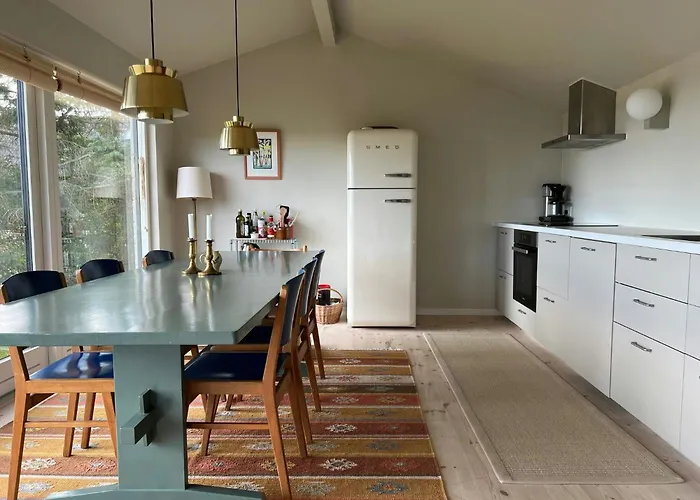 Beachfront With Sea View And Wild Nature Сasa de vacaciones