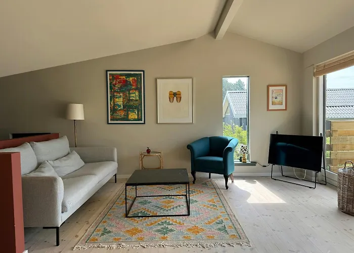 Beachfront With Sea View And Wild Nature Nordenbro Vesteregn