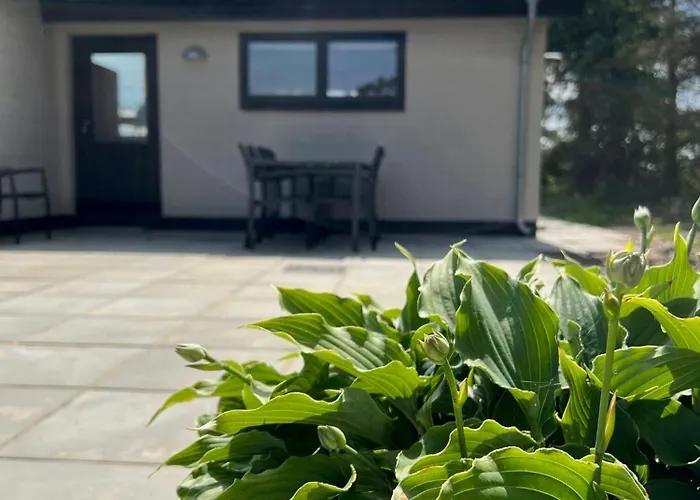 Beachfront With Sea View And Wild Nature Сasa de vacaciones